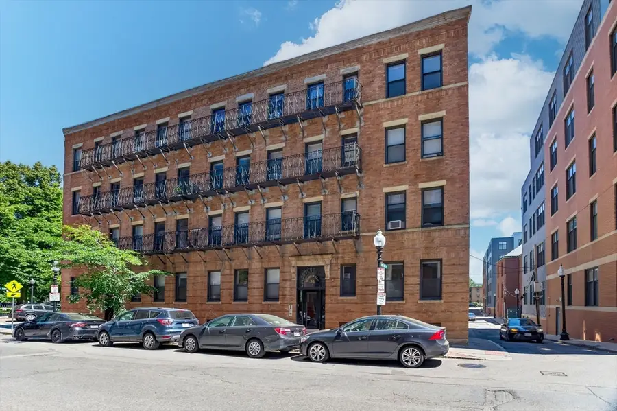 36 E Newton St #1, Boston, MA 02118 - #2
