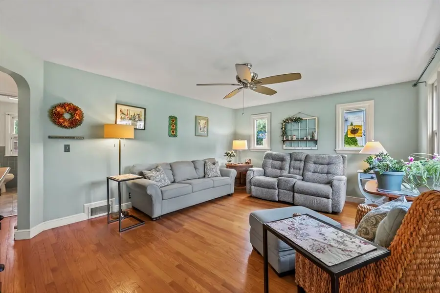 111 Maple Road, Longmeadow, MA 01106 - #3