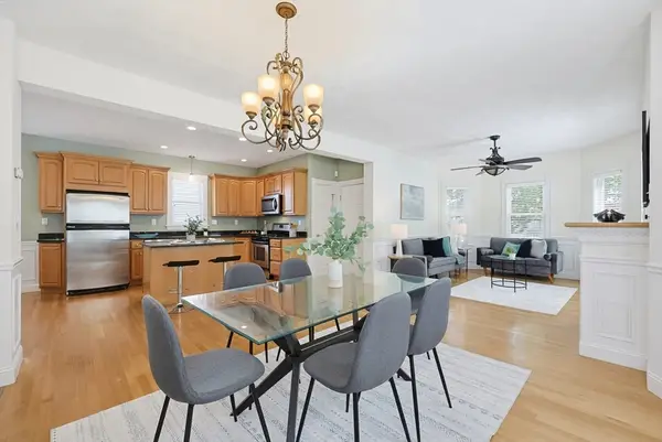 56 Conwell Ave #1, Somerville, MA 02144