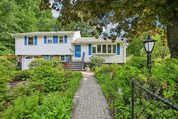 15 Dana Rd, Maynard, MA 01754