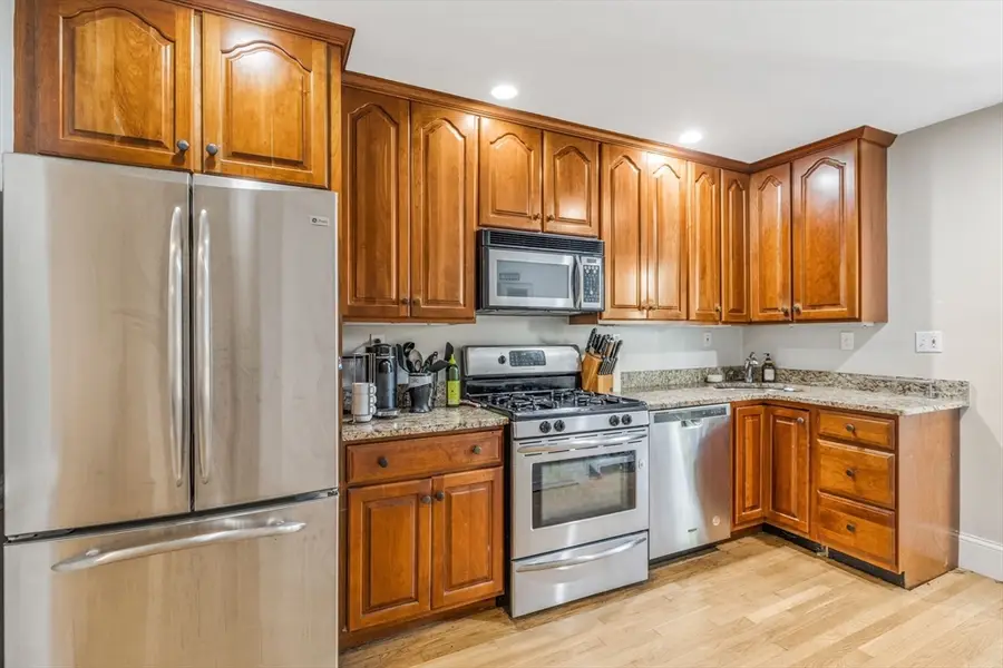 129 M St #1, Boston, MA 02127 - #2