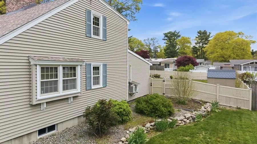 9 Joseph St, Acushnet, MA 02743 - #2