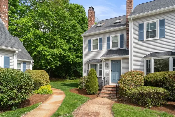 93 Village St #93, Easton, MA 02334
