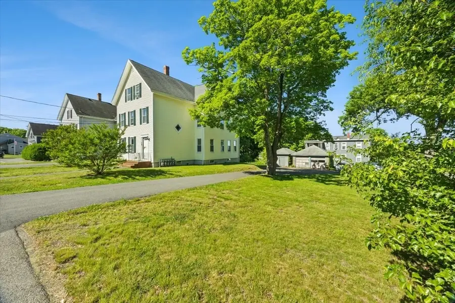 56 Everett St, Middleboro, MA 02346 - #3