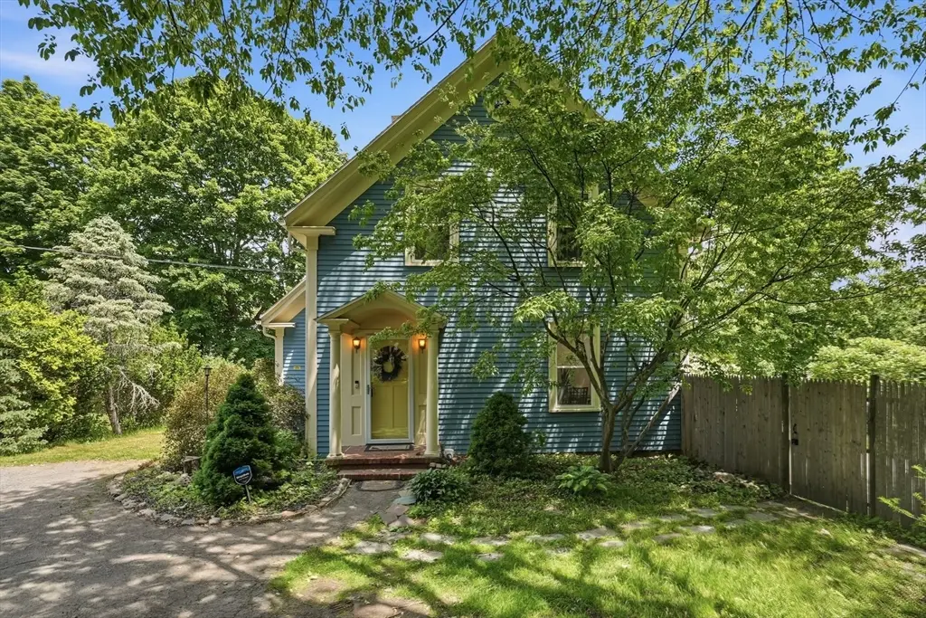 207 Dodge St, Beverly, MA 01915 - #1