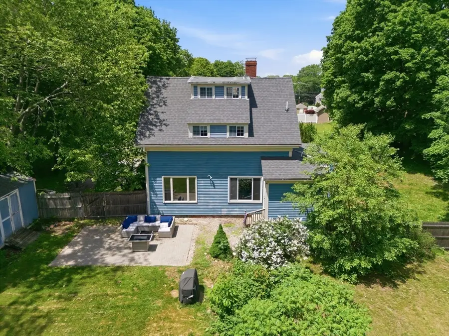 207 Dodge St, Beverly, MA 01915 - #3