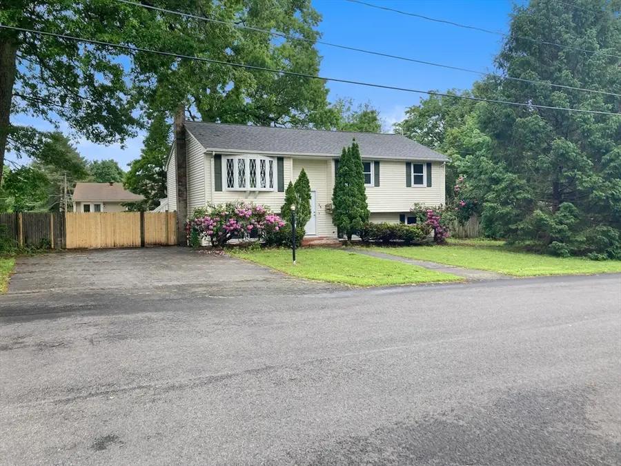 35 Donna Street, Brockton, MA 02302 - #2