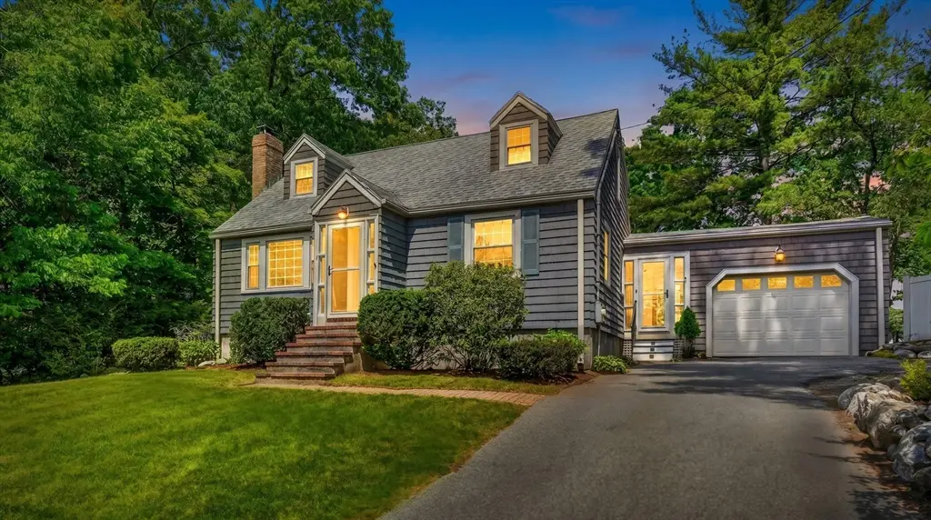 7 Pine Hill Rd, Bedford, MA 01730 - #1
