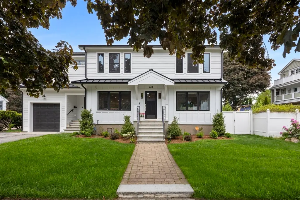 43 Upham St, Newton, MA 02465 - #1
