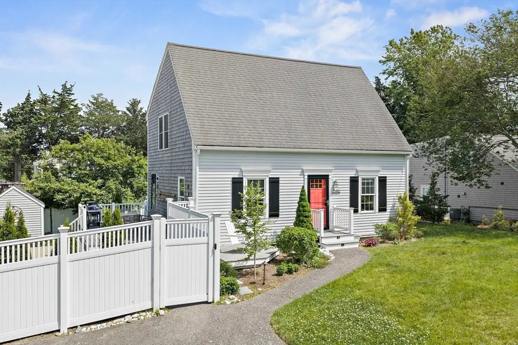 1146 Ferry St, Marshfield, MA 02050 - #1