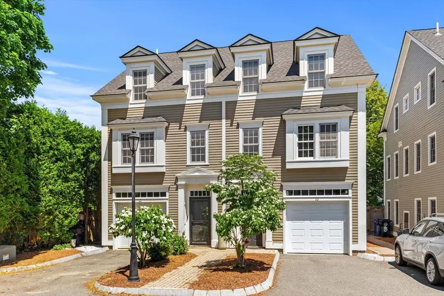 12 Waters St #12, Salem, MA 01970 - #3