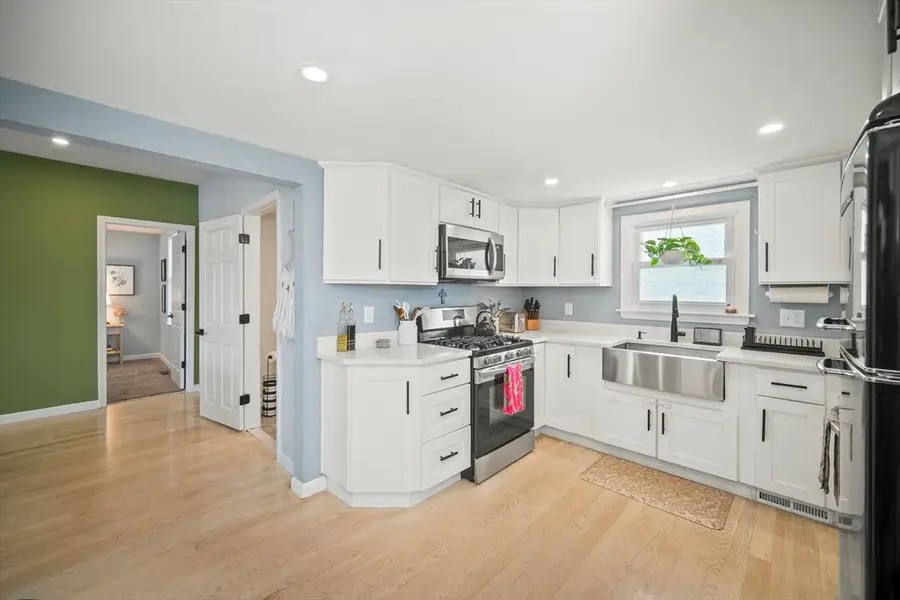 9 Mayflower Ave, Weymouth, MA 02191 - #3