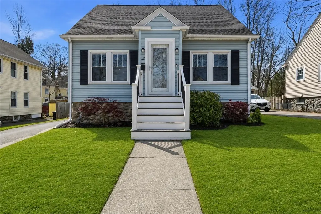 17 Lansing Ave, Worcester, MA 01605 - #1