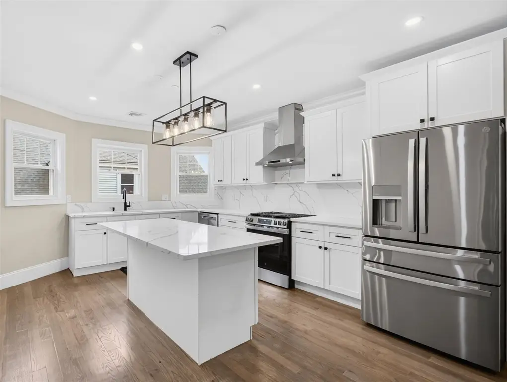 152 Washington St #3, Boston, MA 02135 - #1
