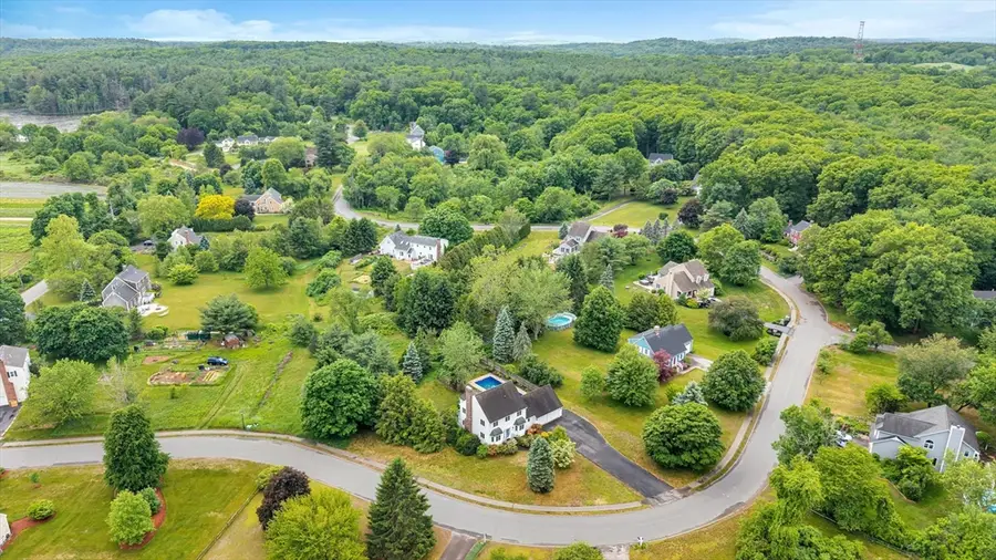 4 Meadow Dr, Littleton, MA 01460 - #2