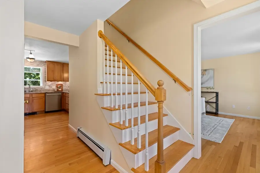 49 Larson Ave, Leominster, MA 01453 - #2