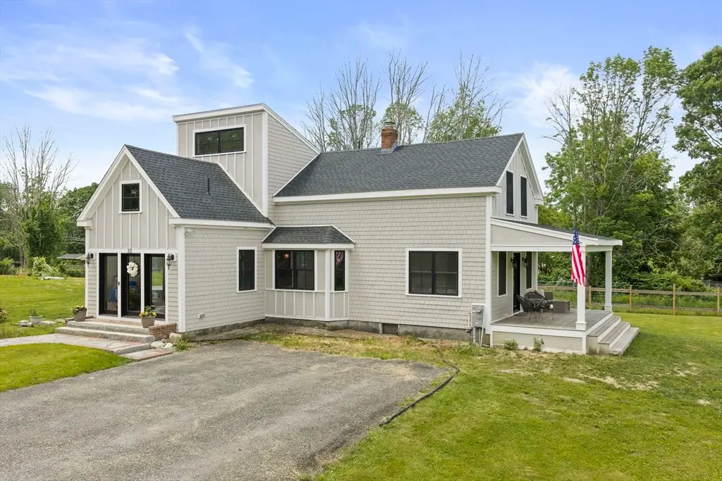 32 County St, Lakeville, MA 02347 - #1