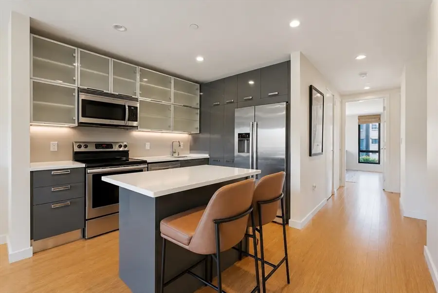 691 Massachusetts Avenue #301, Boston, MA 02118 - #3