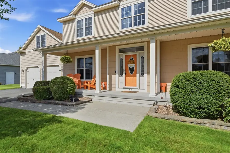 63 Caddyshack Dr, Chicopee, MA 01020 - #3