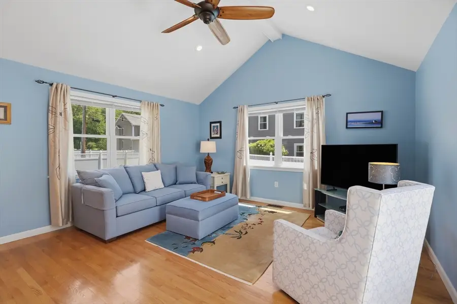 35 Kendrick Road, Wakefield, MA 01880 - #3