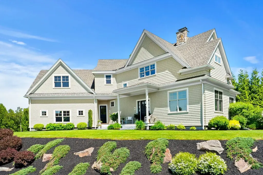 45 Whitehall Cir, Beverly, MA 01915 - #1