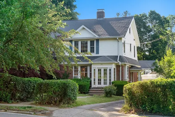 1643 Washington St, Newton, MA 02465