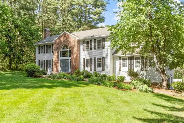 123 Oak Knoll Rd., Carlisle, MA 01741