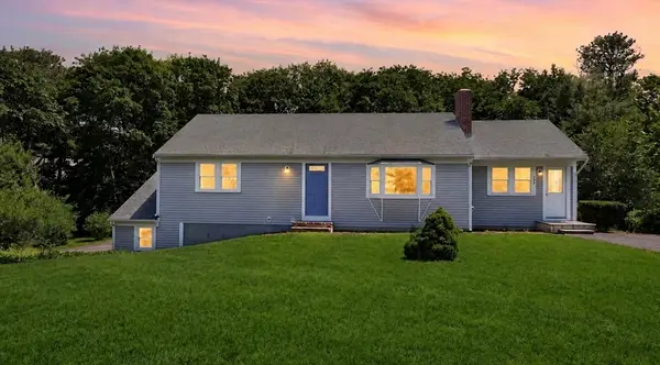 100 Village Ln, Wellfleet, MA 02667