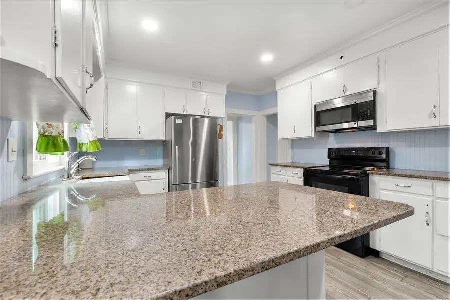 26 W Elm Ter, Brockton, MA 02301 - #3