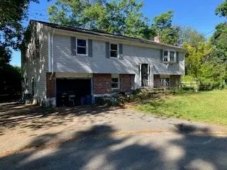 44 Bayberry Lane, Taunton, MA 02780