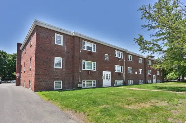 141 Willard St #8, Quincy, MA 02169