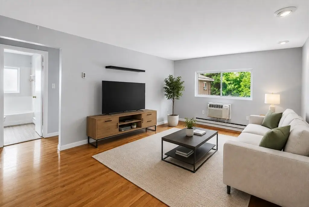 7 Glen Ave #11, Chelmsford, MA 01824 - #1