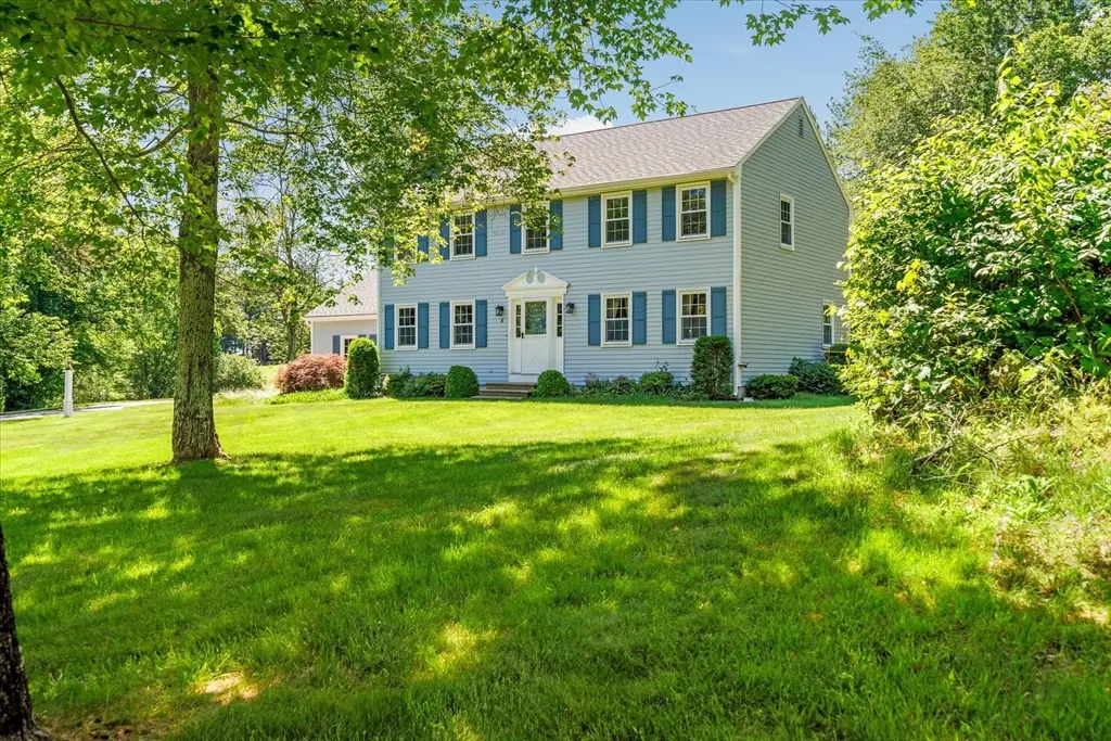 2 Fox Run Rd, Sterling, MA 01564 - #1