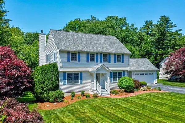 11 Thornton Dr, Burlington, MA 01803