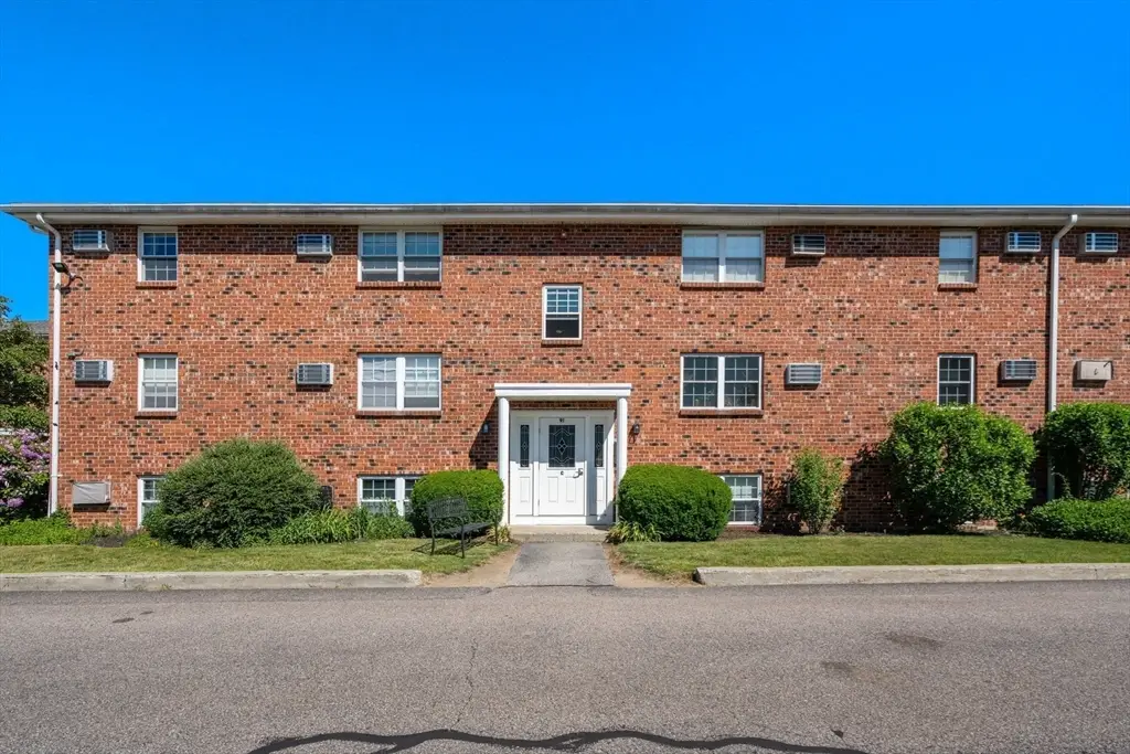 91 Pleasant #C11, Medfield, MA 02052 - #1