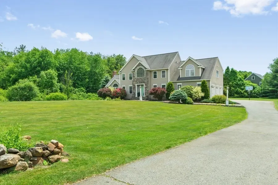 307 Chestnut Street, Hudson, MA 01749 - #2