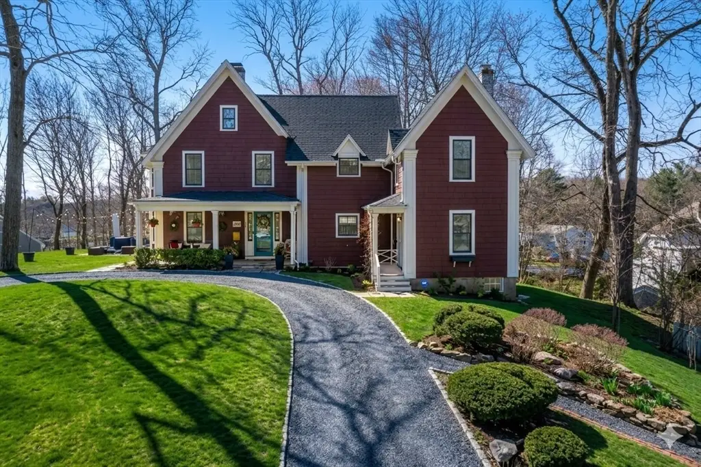 40 Kimlo Rd, Wellesley, MA 02481 - #1