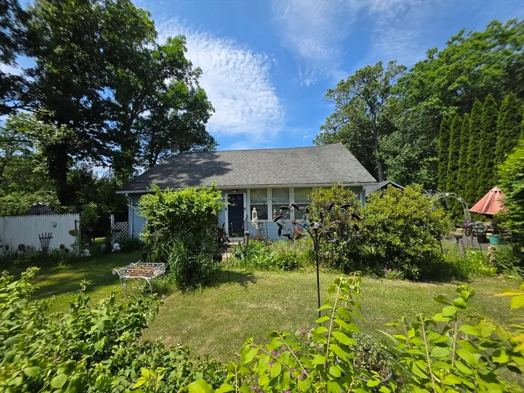 55 French Dr, Palmer, MA 01069 - #1