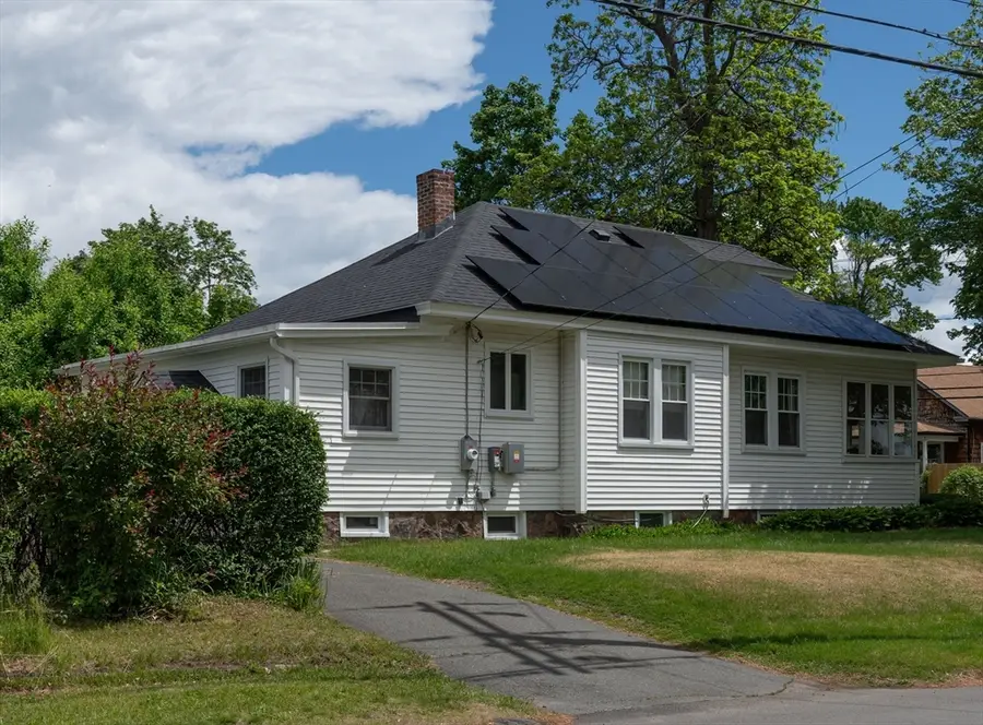 342 Davis St, Greenfield, MA 01301 - #3