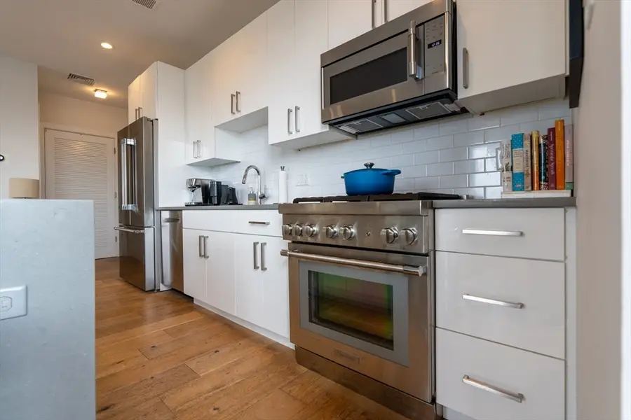 420 W Broadway #501, Boston, MA 02127 - #3