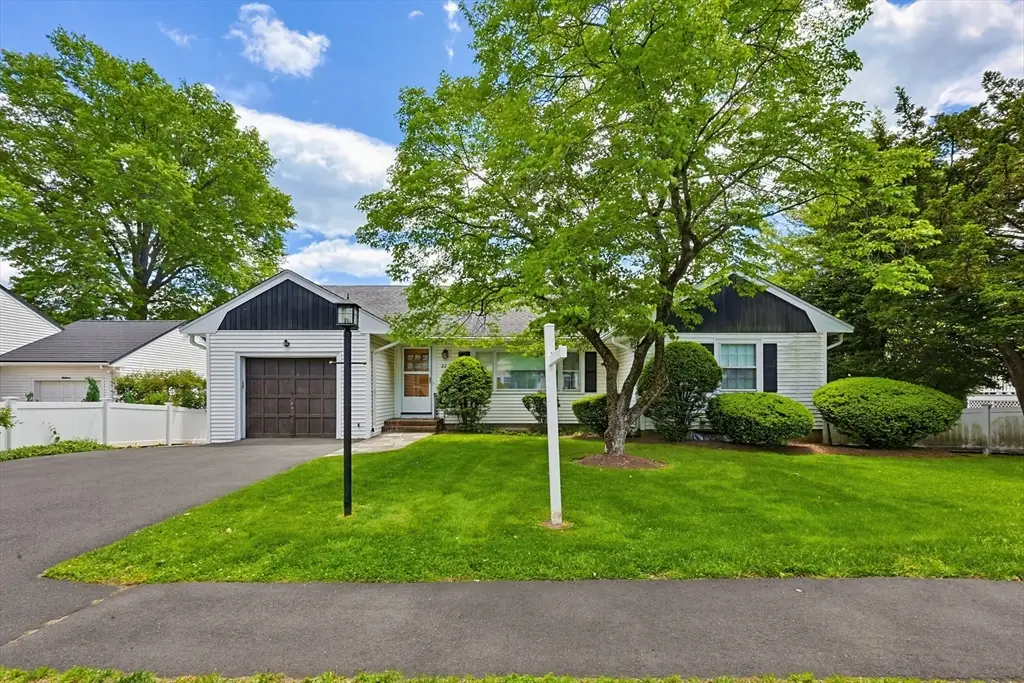 22 Chilton St, Belmont, MA 02478 - #1