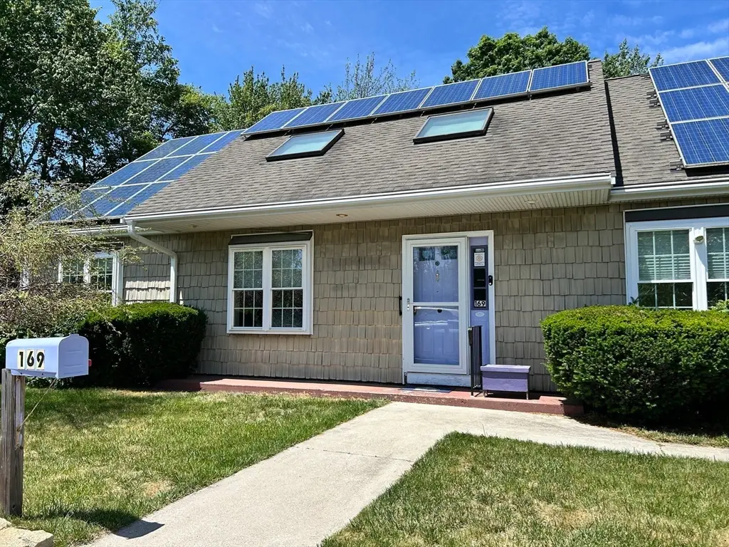 169 Park Ave W, Weymouth, MA 02190 - #1