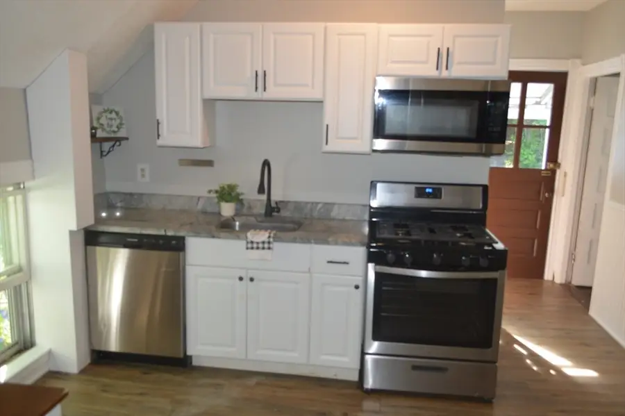 556 Church St, Northbridge, MA 01588 - #3