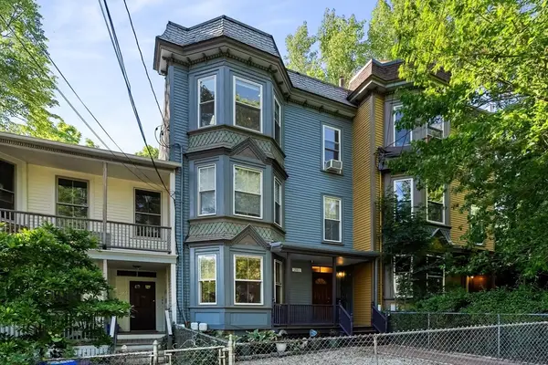 281 Chestnut Ave #1, Boston, MA 02130