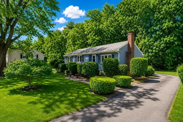 33 Daniel Dr., Burlington, MA 01803