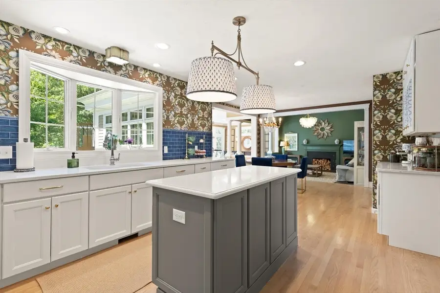 2 Shipley Cir, Westford, MA 01886 - #3