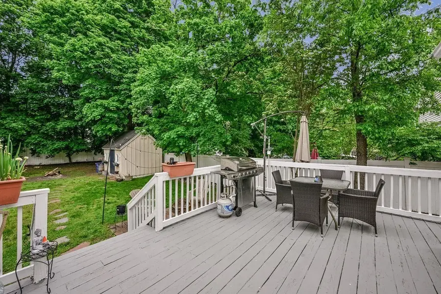 31 Emery St, Holbrook, MA 02343 - #3