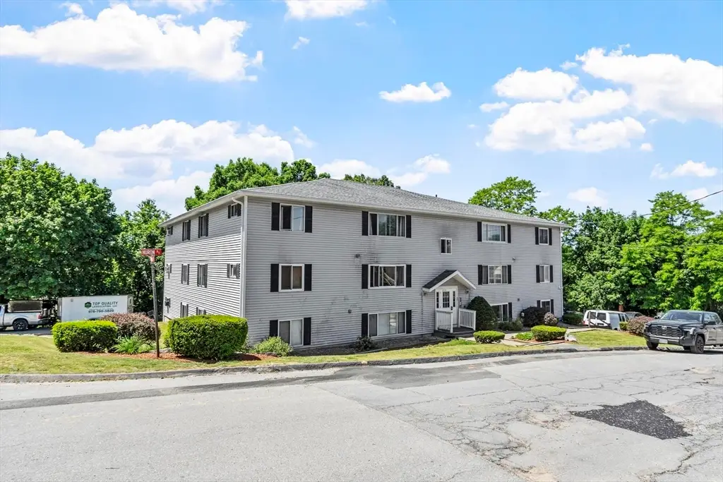 33 Huron St #9, Fitchburg, MA 01420 - #1