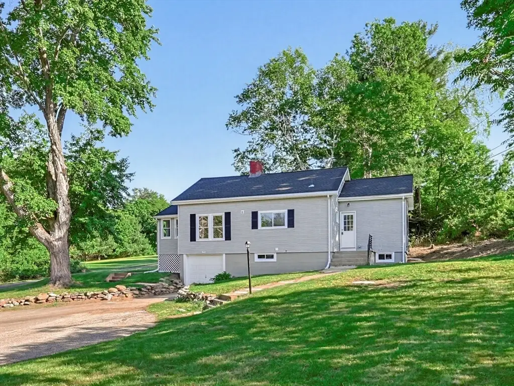 71 W Main St, West Brookfield, MA 01585 - #1