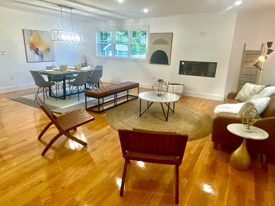 866 Salem St, Groveland, MA 01834 - #2
